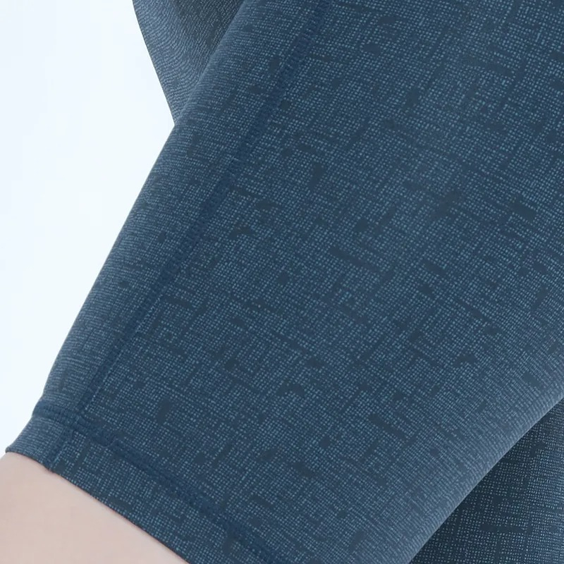 YOGA FLOW Slim Shorts - 3D剪裁修身五分褲 - 蒲藍 Modern Denim, , large