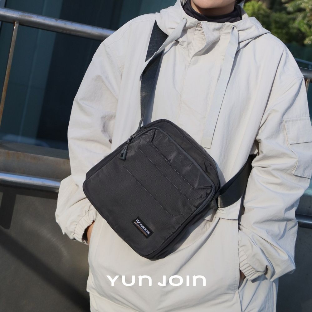 【YUNJOIN】Tech Multi-layer crossbody bag, , large