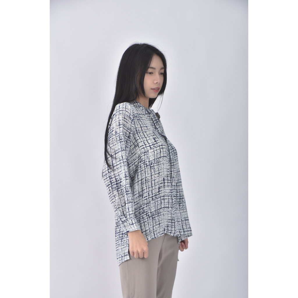 (L) 【作珩私服】lake質感格紋白色長袖上衣二手衣, , large