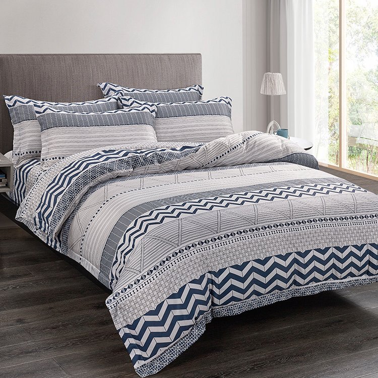 【多利寶寢具】Indian新科技天絲吸濕排汗雙人加大四件式床包兩用被組-圖騰斯卡, , large