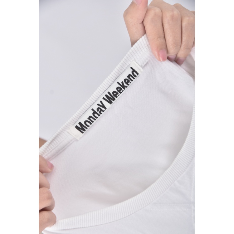 (XL) monday weekend質感字母白色上衣二手衣, , large