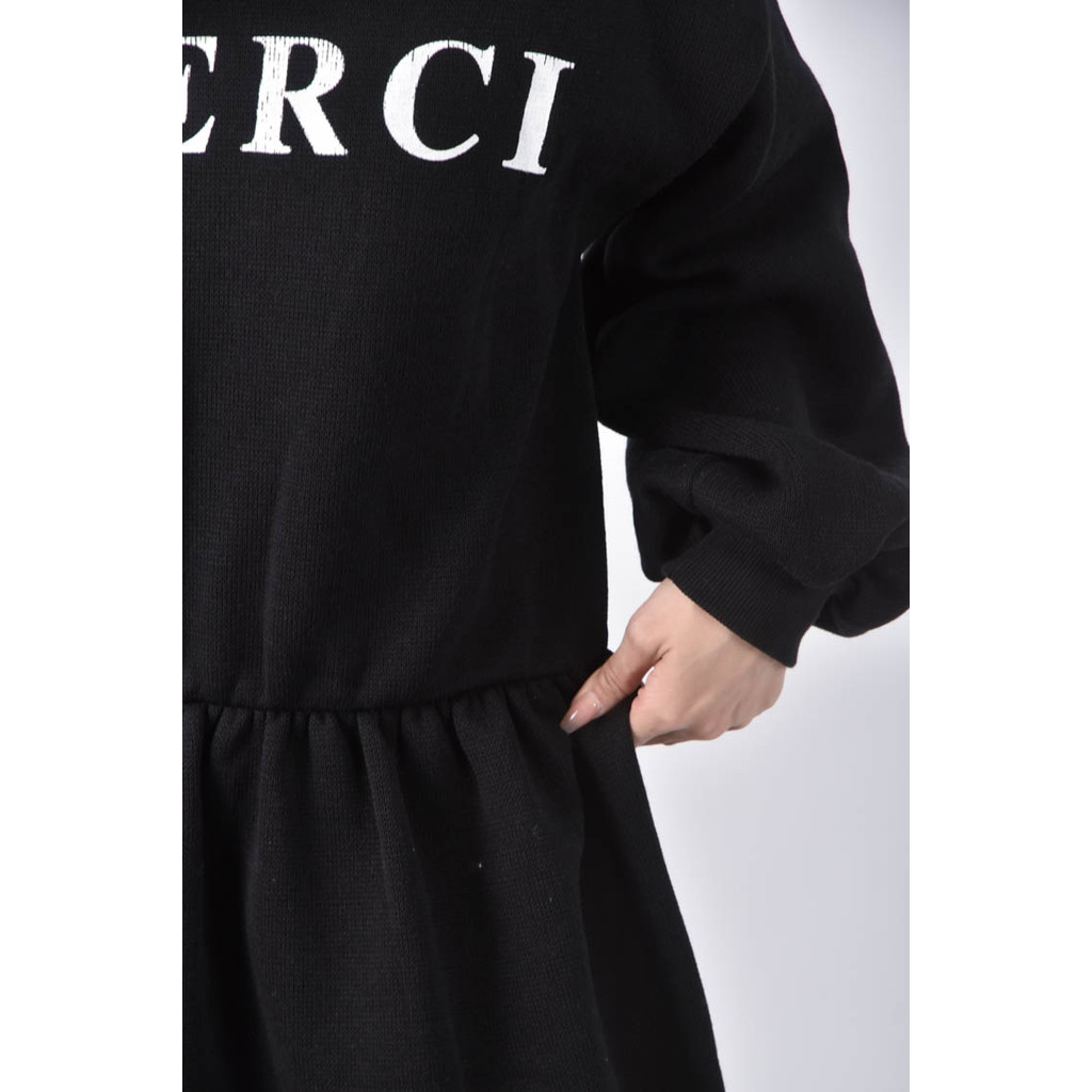 (S) chenio韓牌文字圓領黑色洋裝二手衣, , large