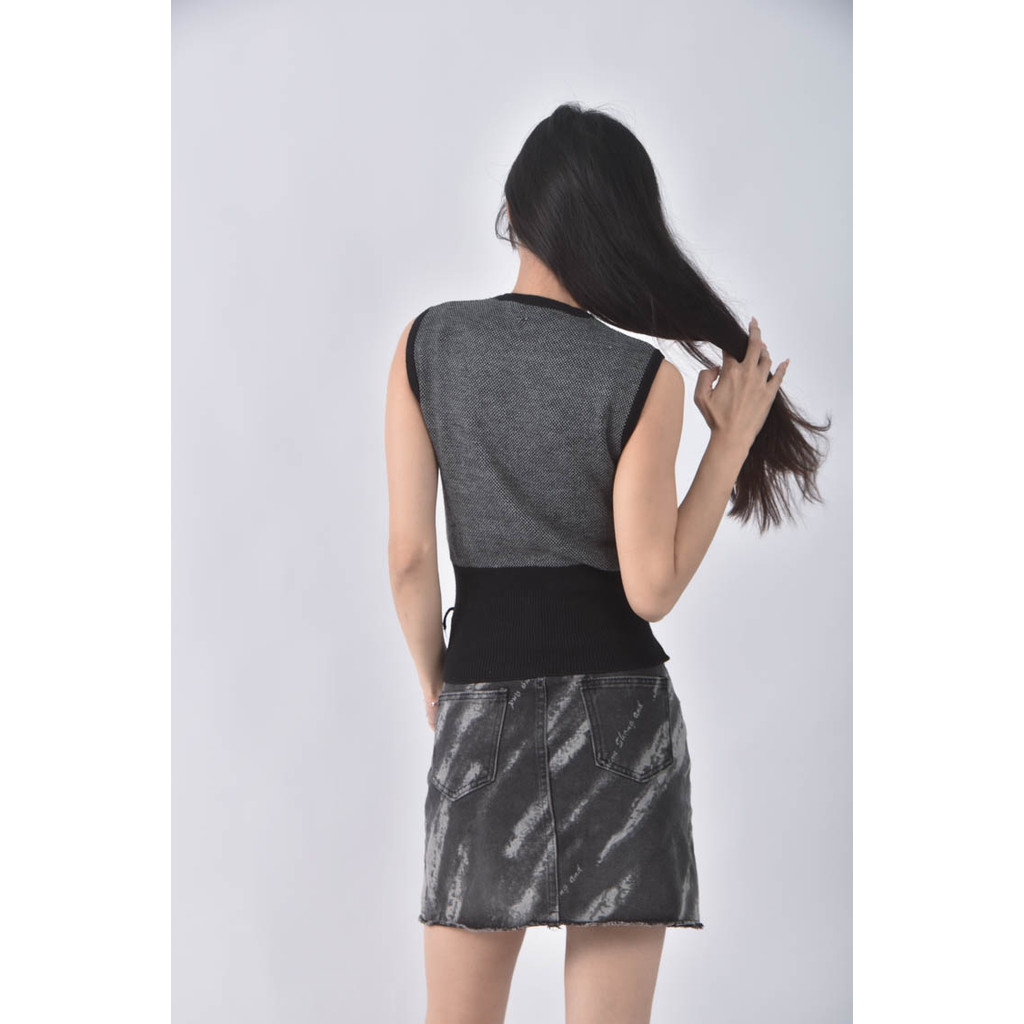 (XS（含）以下) miu miu無袖黑色上衣二手衣, , large