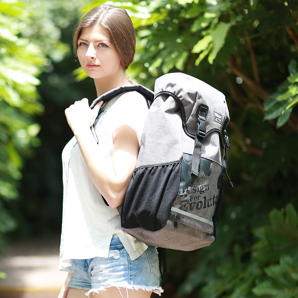 【Niche 樂奇】掀蓋式袋蓋防水後背包 N-5205 登山健行背包 大容量運動後背包 28L, , large