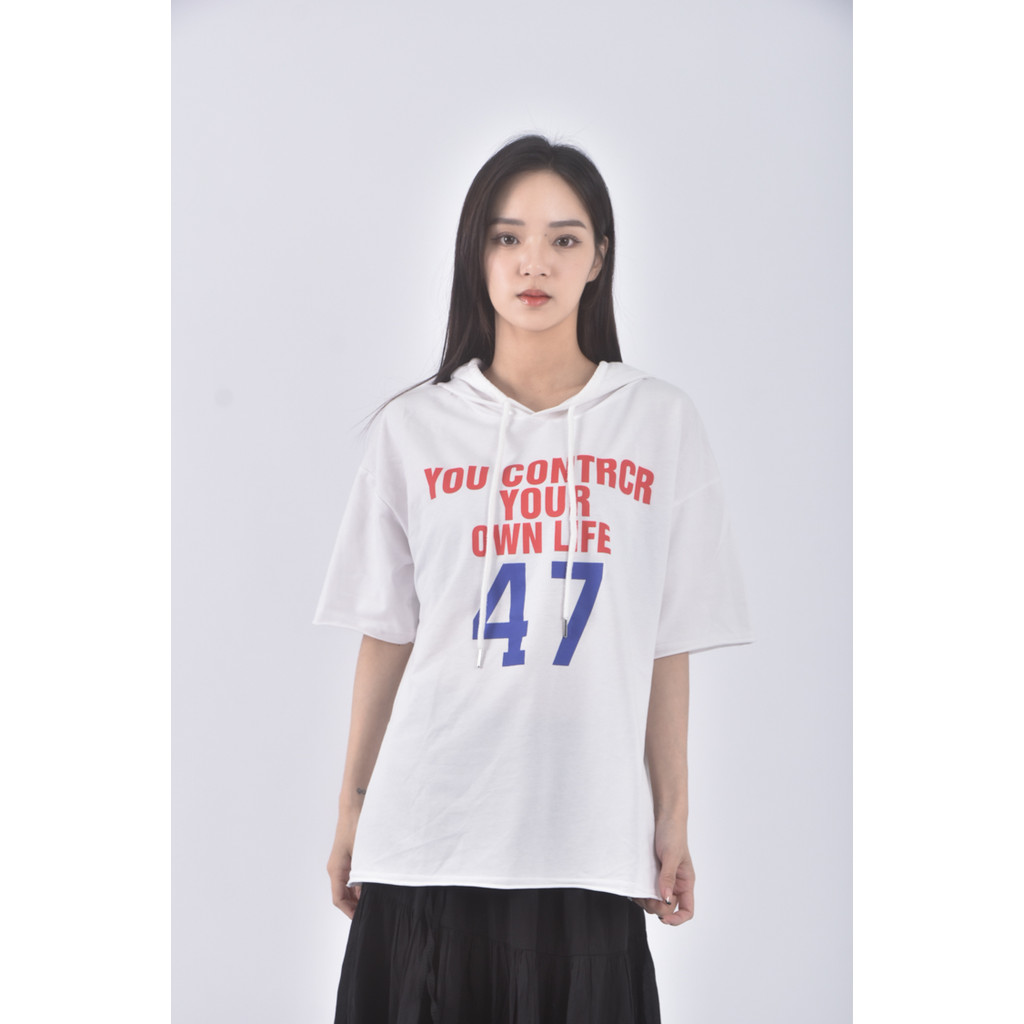 (XL) xin yi質感連帽白色短袖上衣二手衣