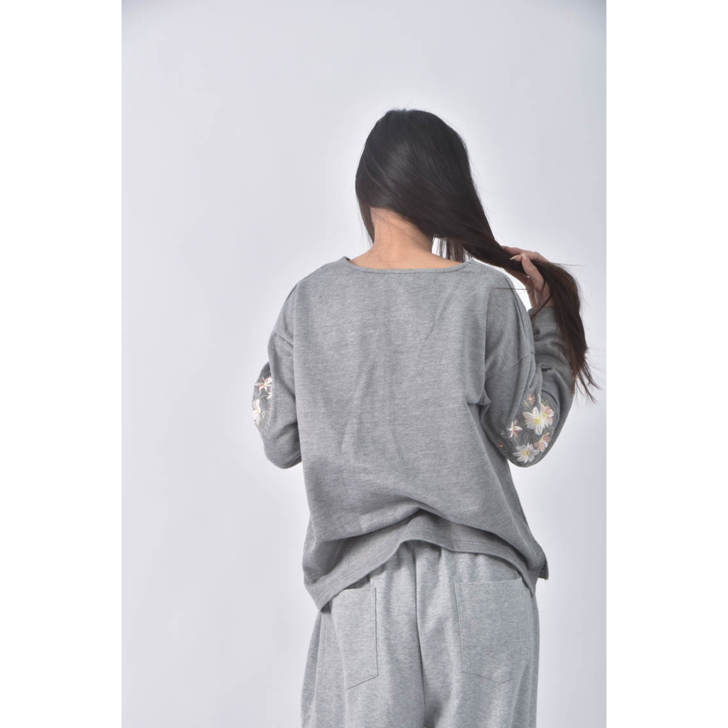 (XL) imoda棉質V領灰色長袖上衣二手衣, , large