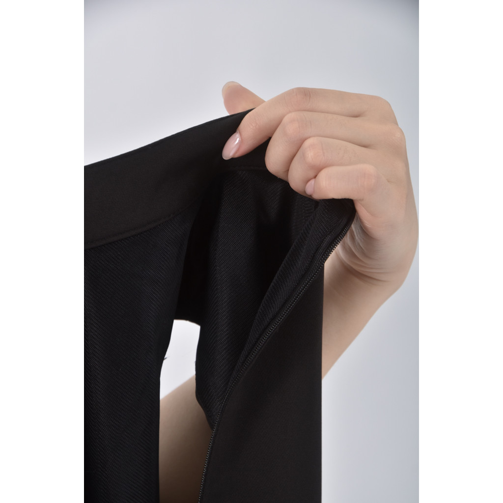 (M) pazzo質感圓領黑色洋裝二手衣, , large