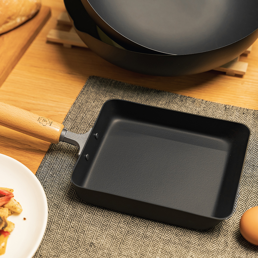 【Japan TAKUMI】Takumi Iron Tamagoyaki Pan – Medium (Made in Japan), , large