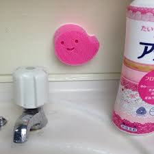 2 cute laundry brushes, , large