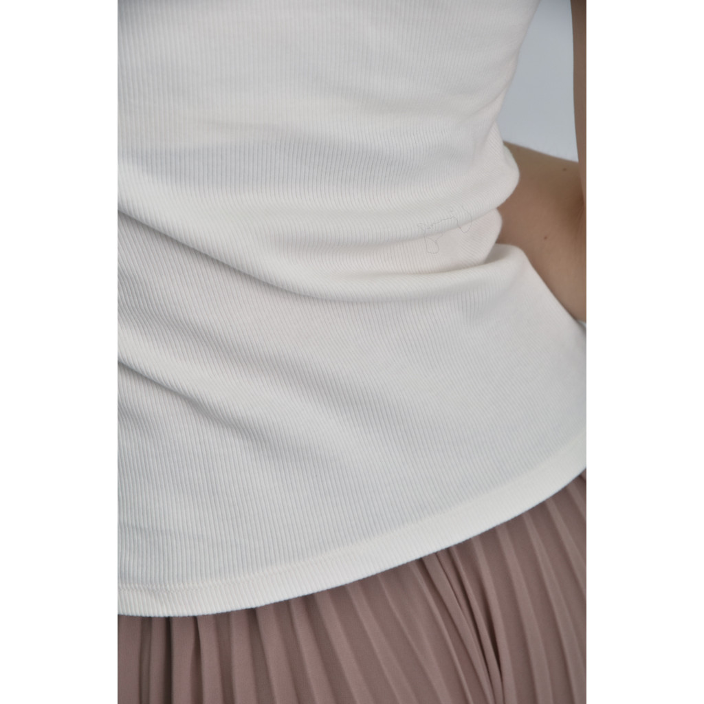 (S) uniqlo背心白色上衣二手衣, , large