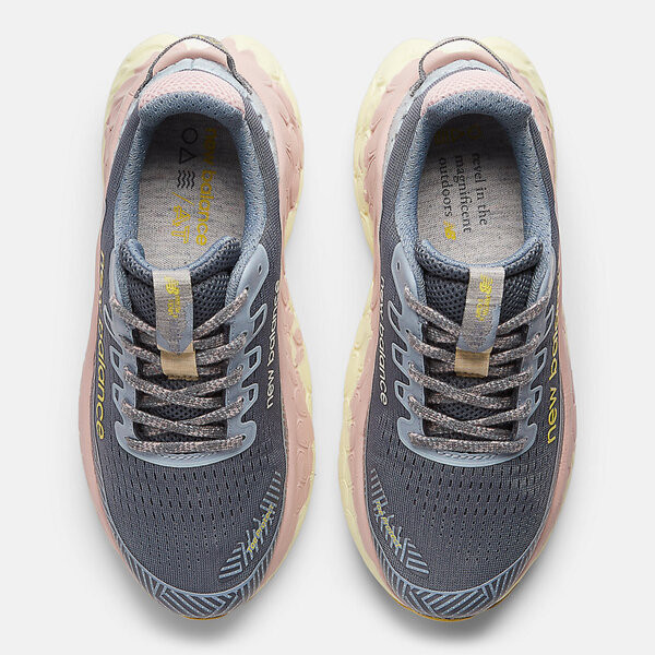 New Balance Fresh Foam X More Trail 女 慢跑鞋 D寬楦 灰粉 [WTMORCC3], , large
