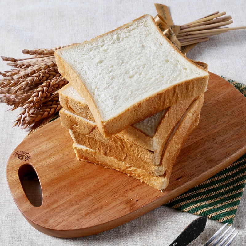 PASADENA White Toast
