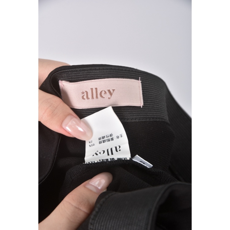 (L) alley高腰微喇叭黑色長褲二手衣, , large