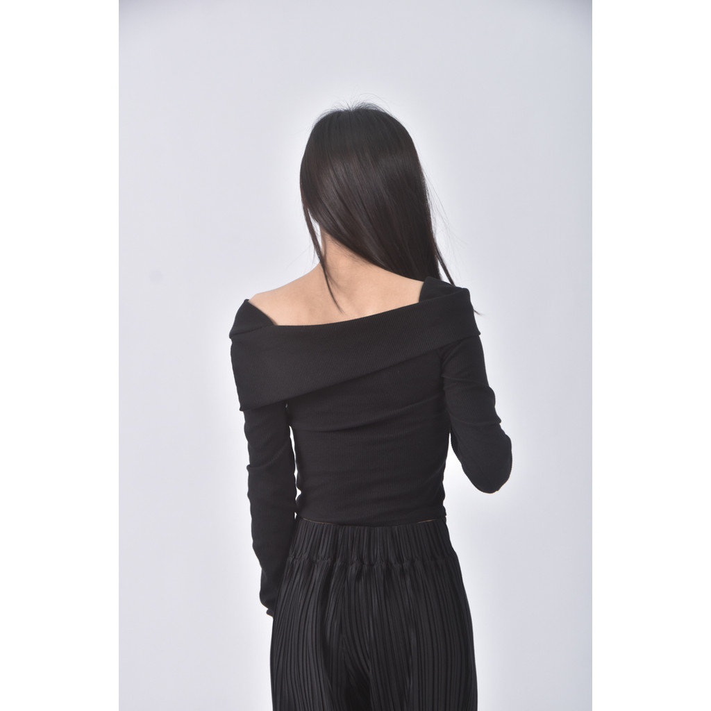 (S) 質感一字領黑色長袖上衣二手衣, , large