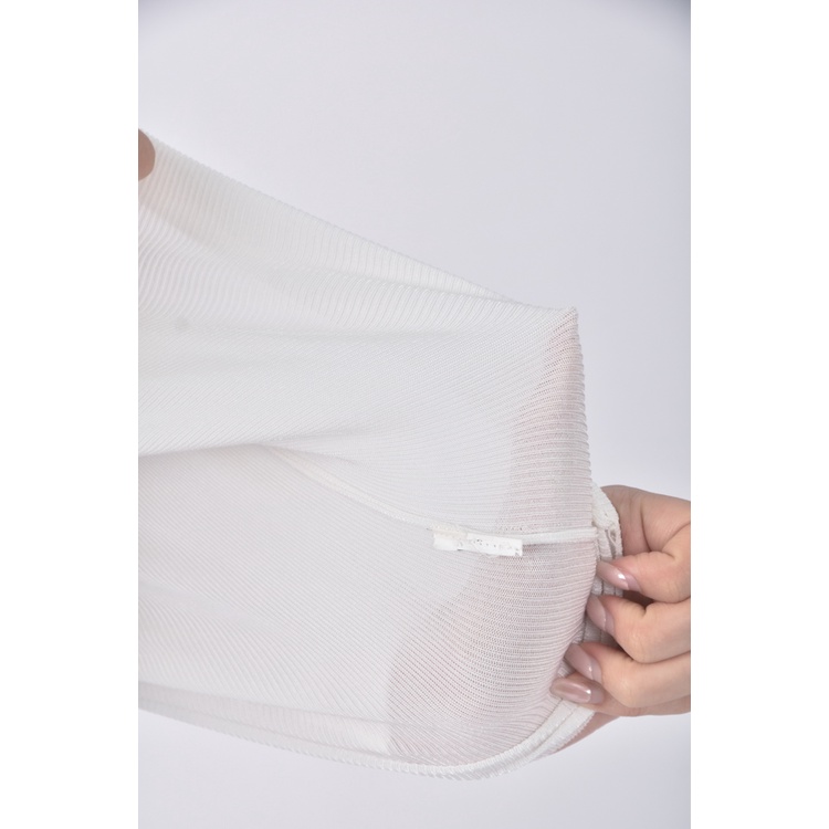 (S) moma質感圓領白色長袖上衣二手衣, , large