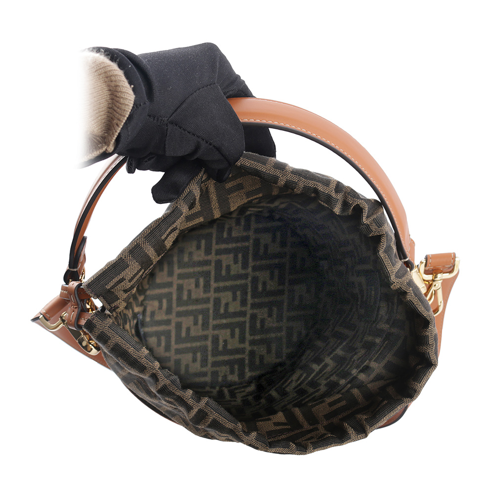 FENDI Step Out 皮革拼緹花布中款水桶包/棕色/焦糖色, , large