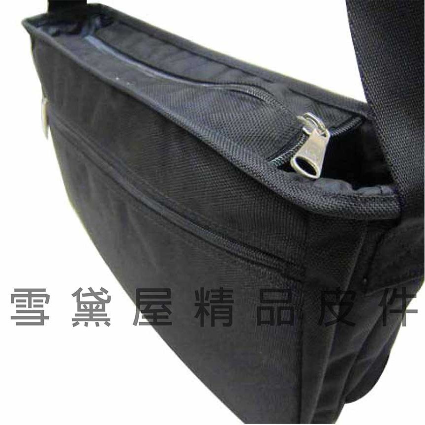 ~雪黛屋~CONFIDENCE 斜側包大容量台灣製造高品質保證高單數防水尼龍布1680D材質可放A4紙隨身ACB177, , large