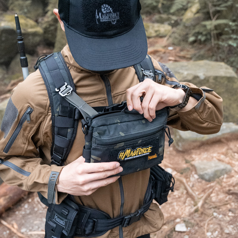 【MAGFORCE】馬蓋先小方側背包-【500D尼龍布-黑色】 戰術背包 側背包 單肩包 台灣製, , large