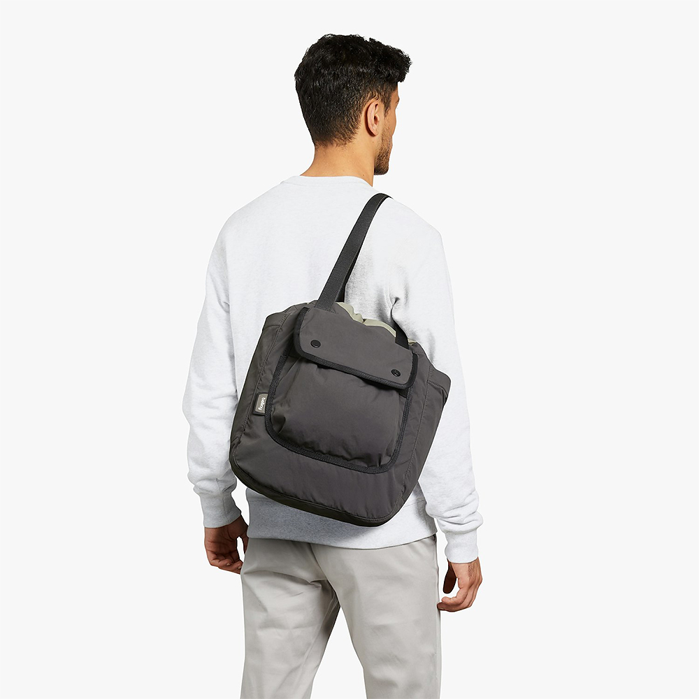 Bellroy 束口收納水桶包16L 旅行包 側背包 肩背包 禮物 送禮 推薦(炭灰色), , large