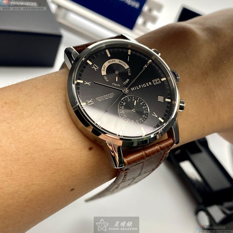 [星晴錶業]TommyHilfiger手錶,44mm,TH00018黑色錶面銀錶殼咖啡色真皮皮革錶帶款, , large