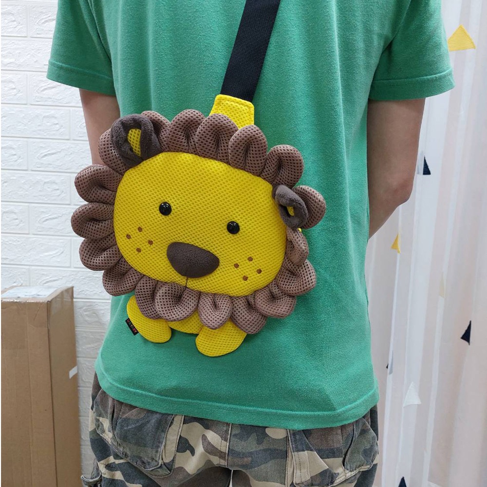 【生活好室】斜背包 手機包 側背包 小獅子 獅子斜背包 後背包 造型背包 女生背包 肩背包 交換禮物 生日禮物 禮物, , large