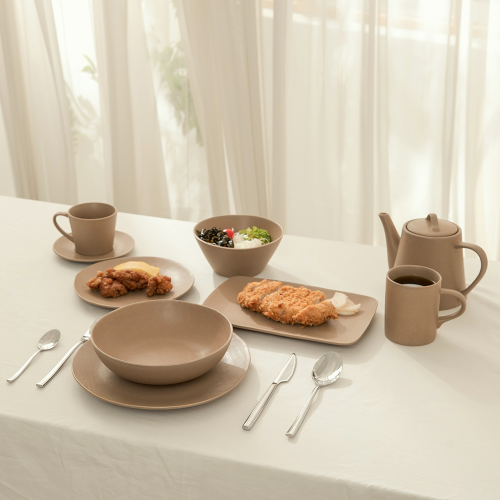 【YU Living】北歐風陶瓷手工壓紋窯變釉馬克杯 380ml-亞光卡其色, , large