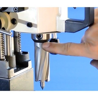 WIN五金 台灣製造 清山牌  <FM35DL-220V> 自動下刀 磁性鑽孔機 磁性鑽台 磁力鑽孔機 攻牙機 鑽孔機 臥式磁性鑽孔機, , large