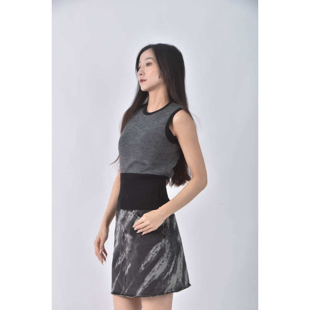 (XS（含）以下) miu miu無袖黑色上衣二手衣, , large