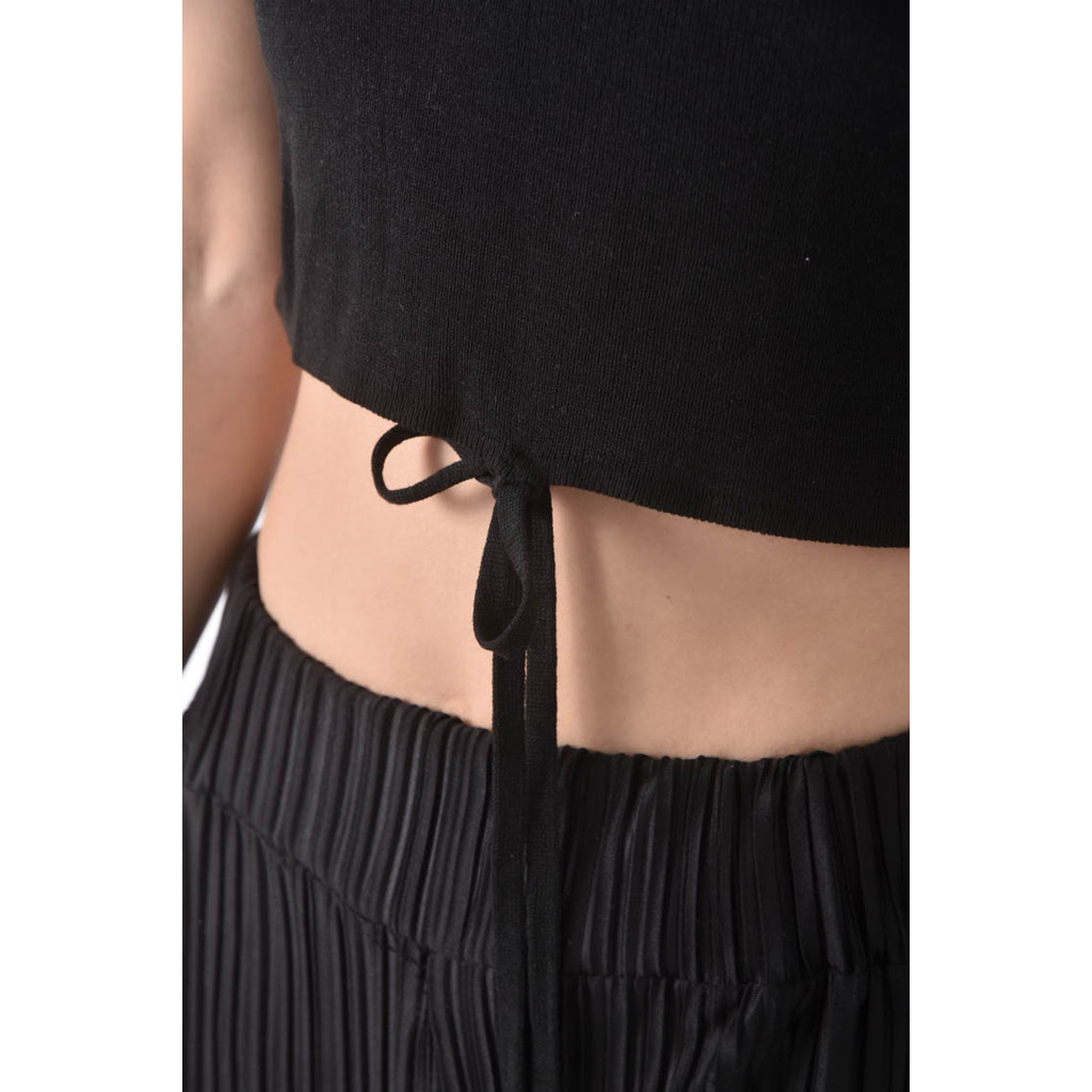 (S) 【粿粿私服】質感修身短版針織綁繩無袖背心黑色上衣二手衣, , large