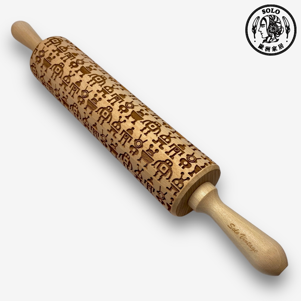 【SOLO Vintage】Robot Rolling Pin 43CM Embossed Natural European Wood Made in Poland