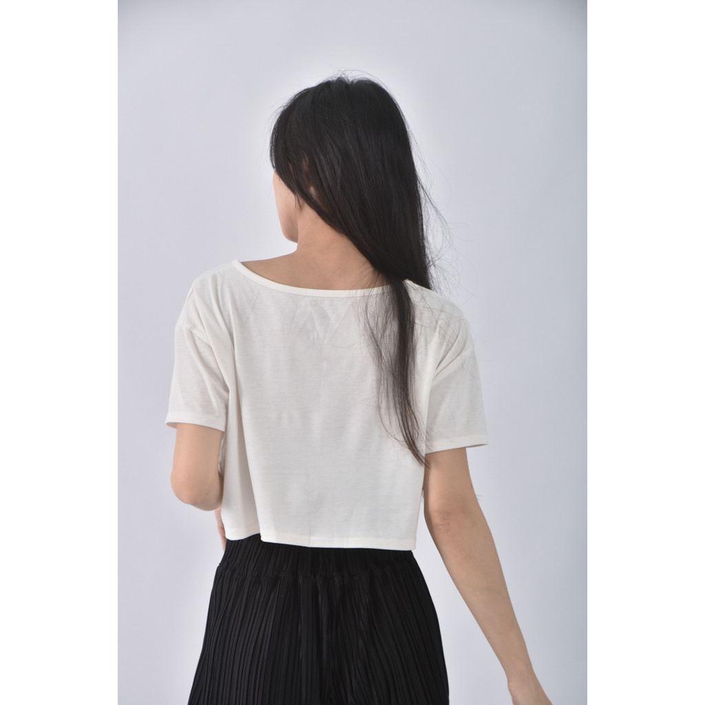 (XL) 修身短版字母白色短袖上衣二手衣, , large