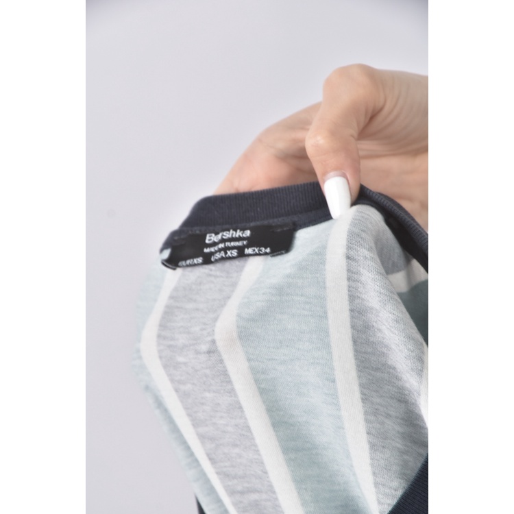 (S) bershka運動棉質條紋綠色短袖上衣二手衣, , large