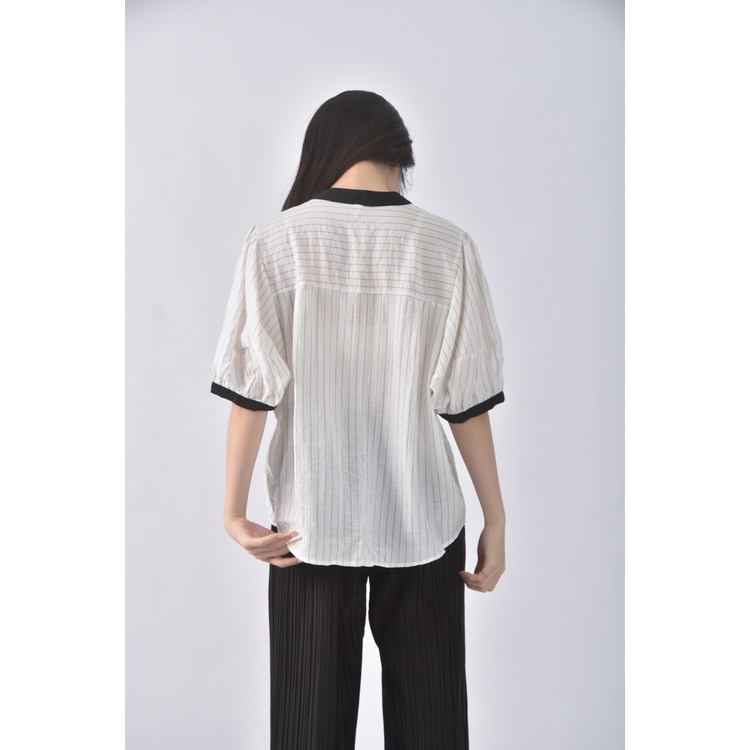 (XL) yansoo條紋白色短袖上衣二手衣, , large