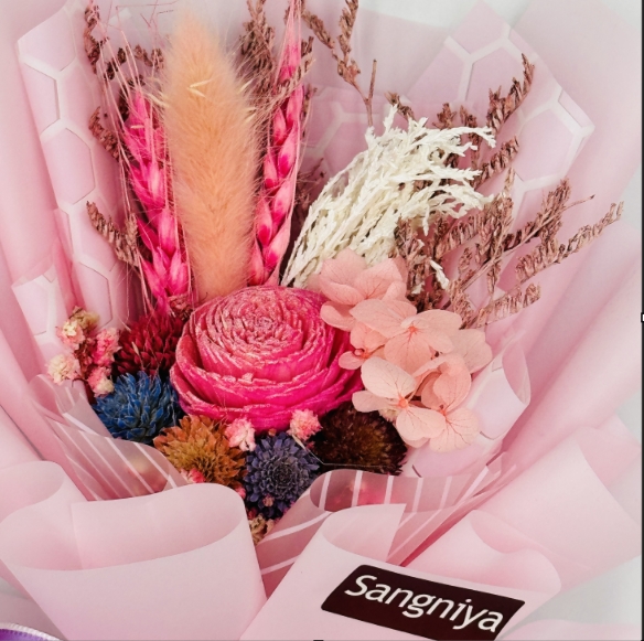 Dried flower bouquet, , large